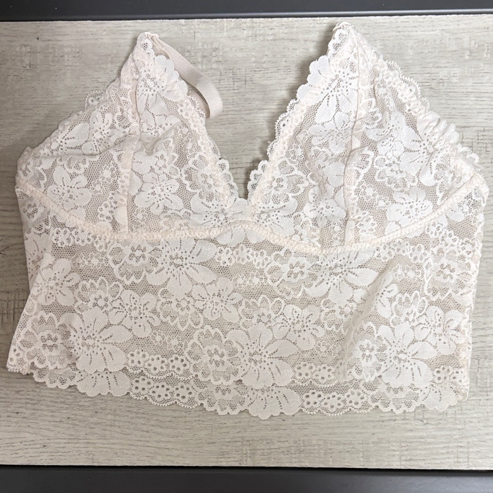 PINK Victoria's Secret Lace Bralette in Cream XS